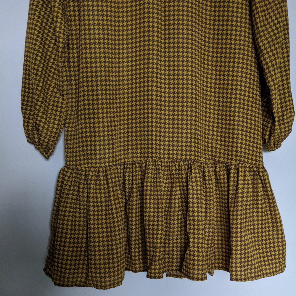 Mustard houndstooth ruffle hem dress - Picture 6 of 10